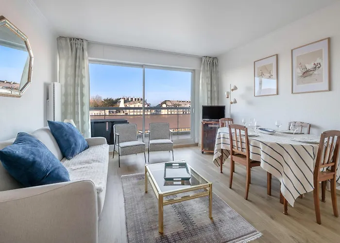 Pour 2 Adultes Et 1 Enfant- Vue Sur Le Port Lägenhet *